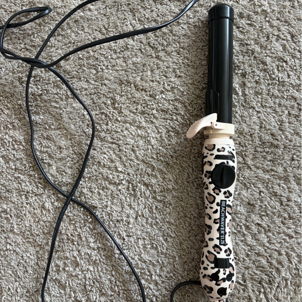 Beachwaver S1 Catwalk S Series Limited Ed Rotating Curling Iron LEOPARD